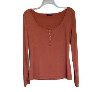 Scoopneck blouse~NWOT